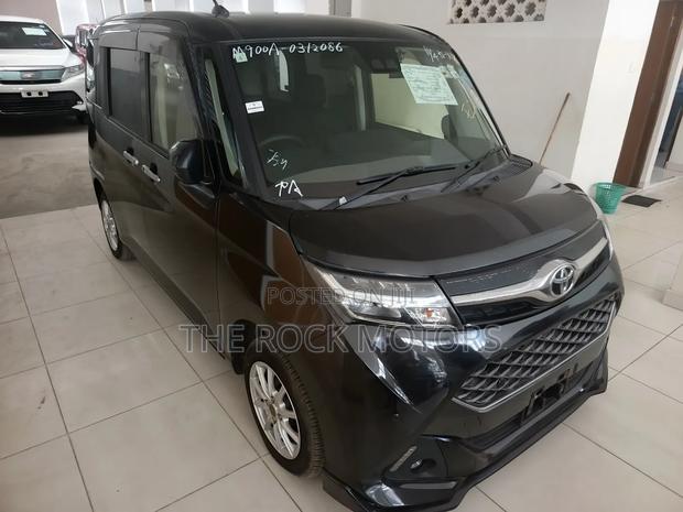 Toyota Tank 2018 Black