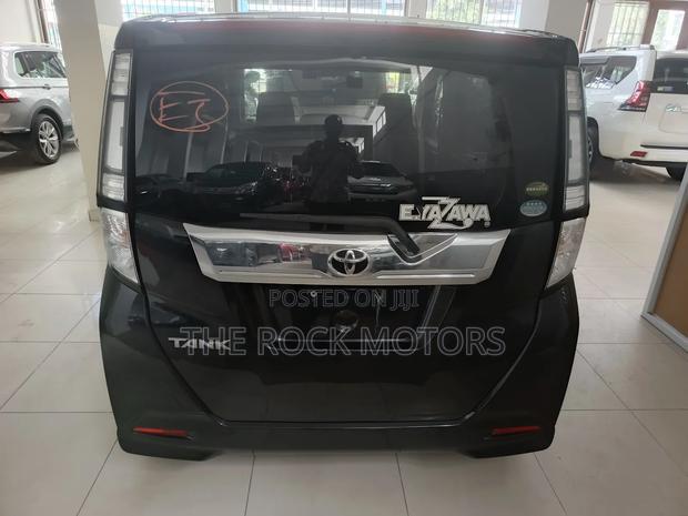 Toyota Tank 2018 Black