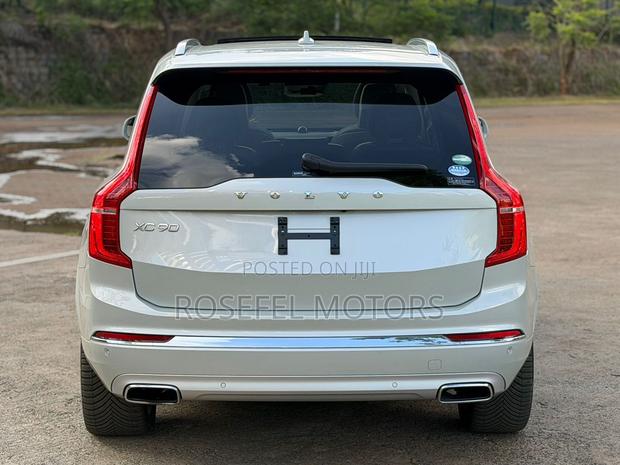 Volvo XC90 T6 Inscription 7 Passenger AWD 2020 White