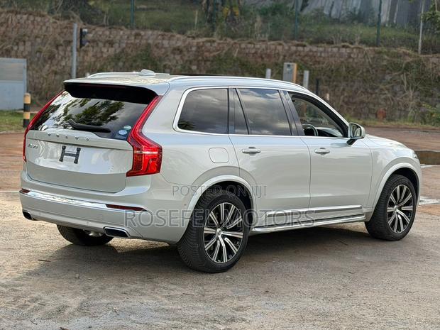 Volvo XC90 T6 Inscription 7 Passenger AWD 2020 White