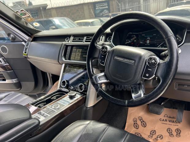 Land Rover Range Rover Vogue 2013 Black