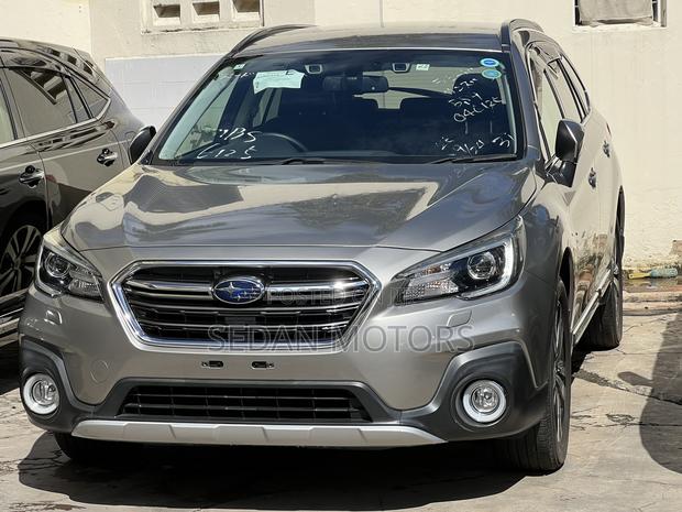 Subaru Outback 2019 Silver