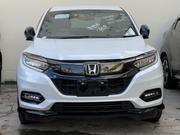 Honda Vezel 2019 Off white for sale