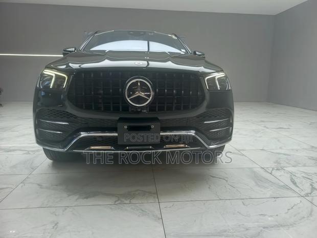 Mercedes-Benz GLC-Class 2019 Black