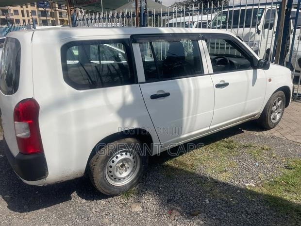 Toyota Probox 1.5 DX 2WD 2010 White