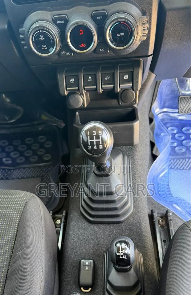 Suzuki Jimny 2022 Green