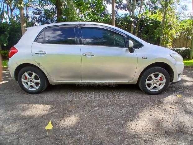 Toyota Auris 2008 Silver