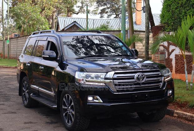 Toyota Land Cruiser 2014 Black