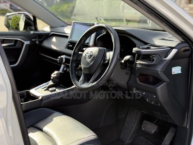 Toyota RAV4 TRD Off Road AWD 2020 White