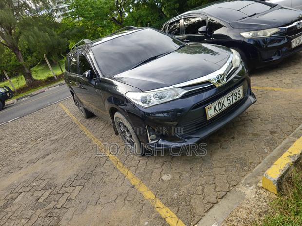 Toyota Corolla Fielder 2016 Black