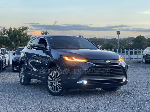 Toyota Harrier 2.0 4WD 2020 Gray