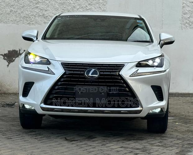 Lexus NX 2019 Off white