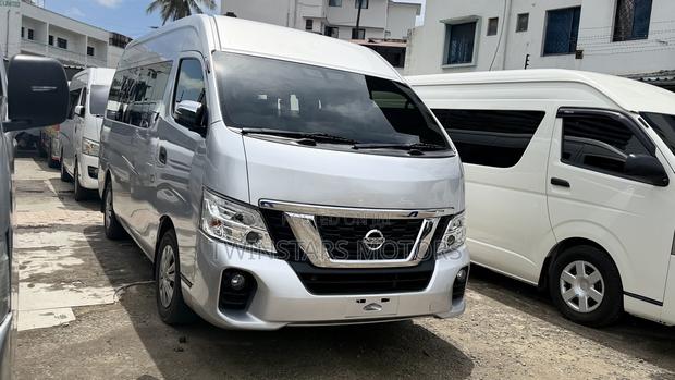 Nissan NV350 2019 Silver