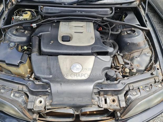 BMW 318i 2003 White