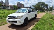 Toyota Hilux 2.5 D-4D SRX 2012 White for sale