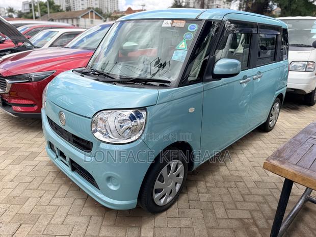 Daihatsu Move 2018 Blue