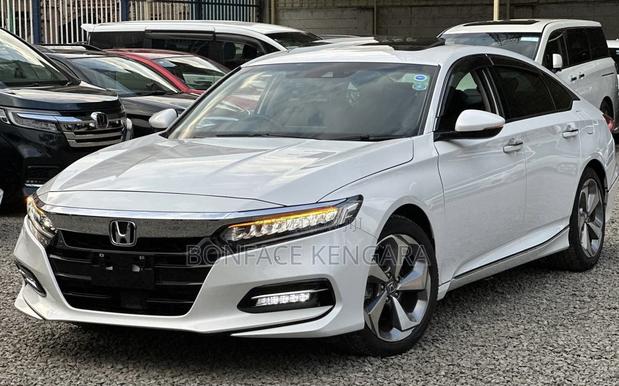 Honda Accord Sport 2.0T 2020 White