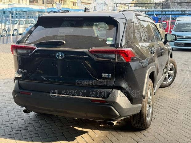 Toyota RAV4 Hybrid 2020 Black
