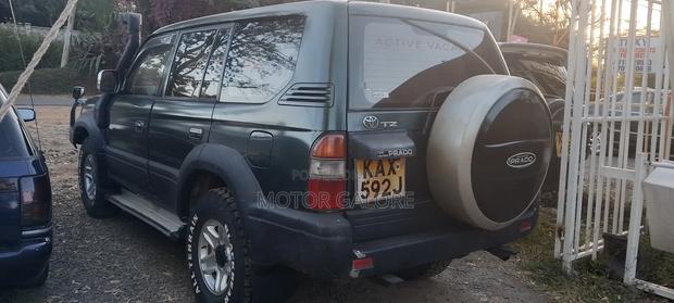 Toyota Land Cruiser Prado 3.0 TD 1999 Green