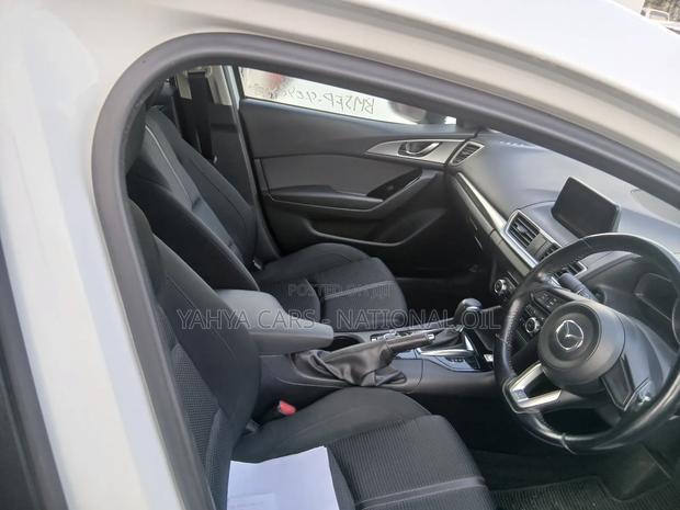 Mazda Axela 2018 White