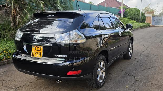 Toyota Harrier 2.4 2012 Black