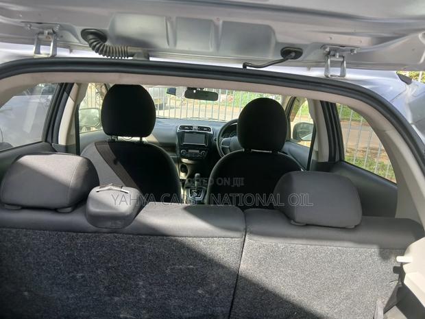 Mitsubishi Mirage 2018 Silver