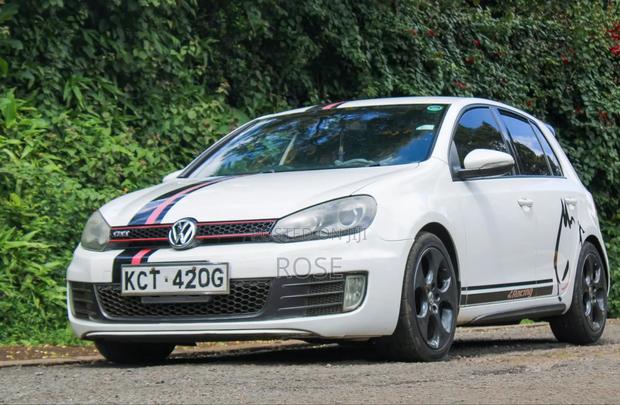 Volkswagen Golf 2011 White