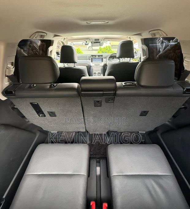Toyota Land Cruiser Prado 2019 Black