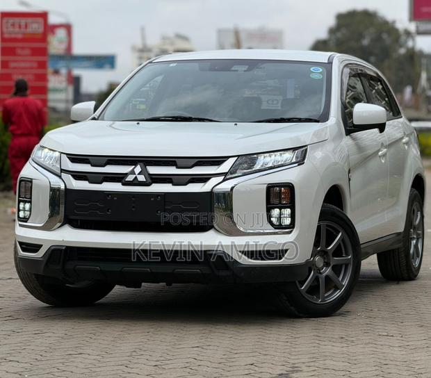 Mitsubishi RVR 2020 White