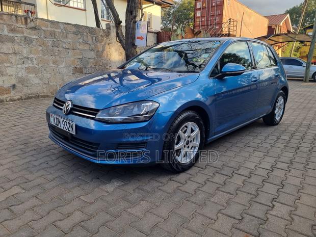 Volkswagen Golf 2016 Blue