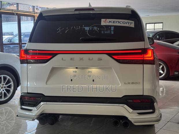 Lexus LX 600 2023 White