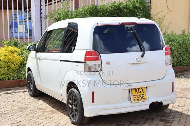 Toyota Spade 2013 Pearl