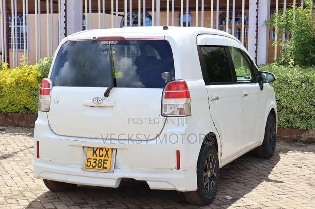 Toyota Spade 2013 Pearl