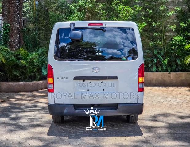 Toyota HiAce 2019 Beige