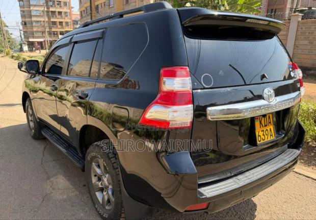 Toyota Land Cruiser Prado 2014 Gray