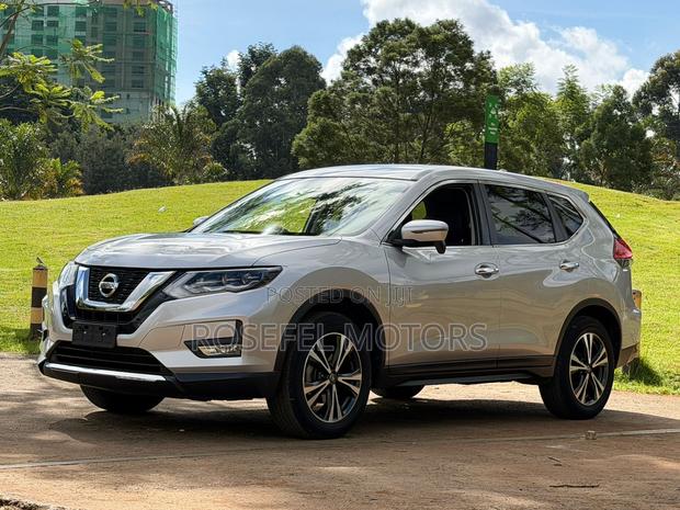 Nissan X-Trail 2.0 Petrol AWD 2019 Silver