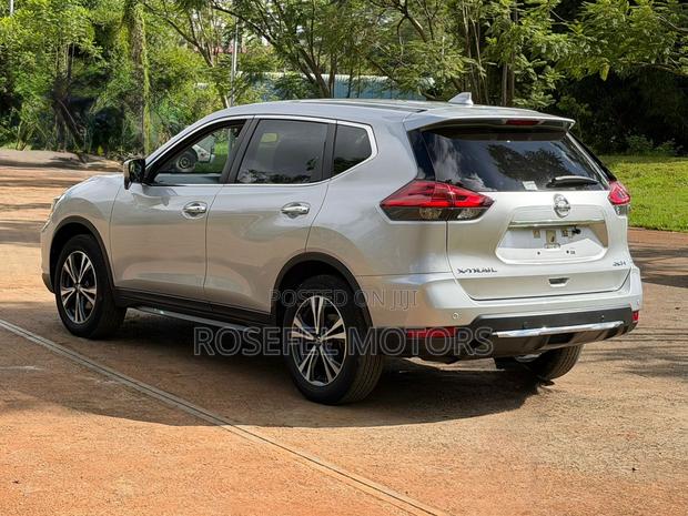 Nissan X-Trail 2.0 Petrol AWD 2019 Silver
