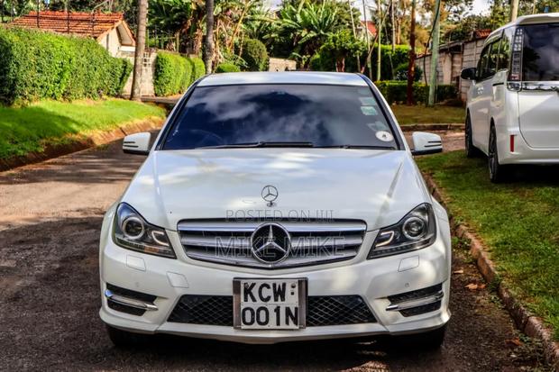 Mercedes-Benz C200 2012 White