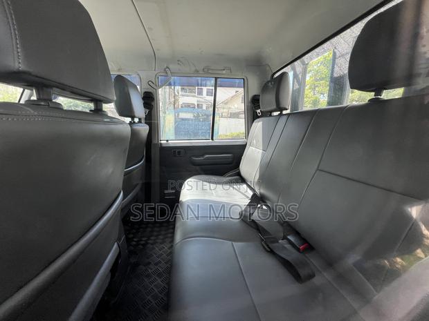 Toyota Land Cruiser 2019 Silver
