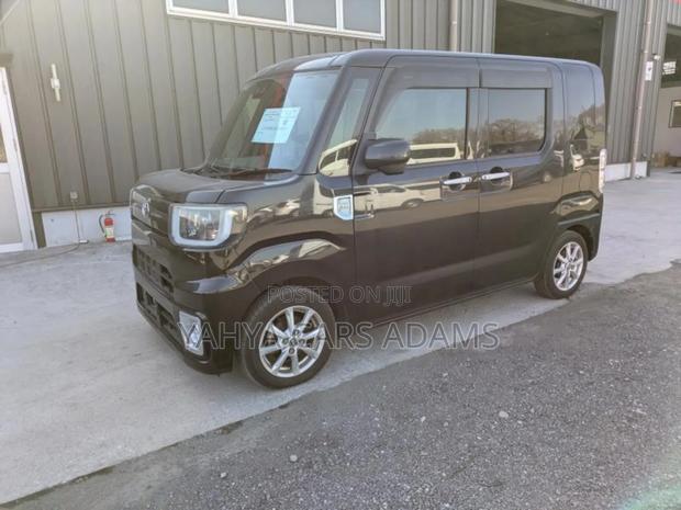 Toyota Pixis Mega 660 FWD 2019 Black