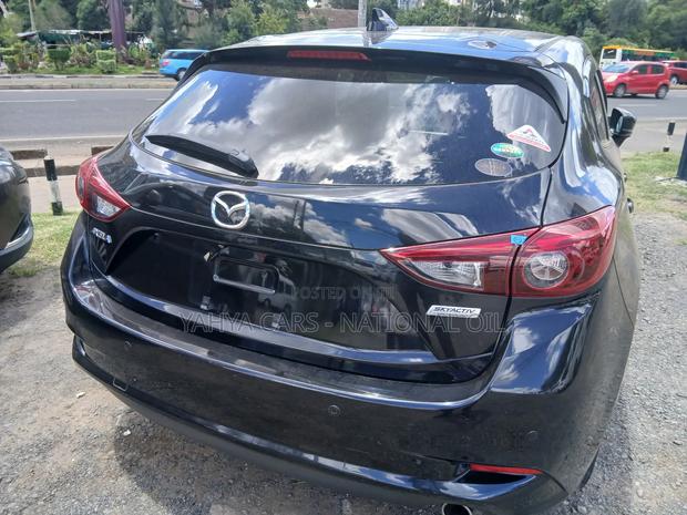 Mazda Axela 2018 Gray