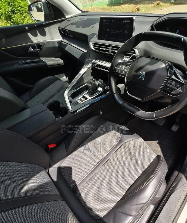 Peugeot 3008 2019 White
