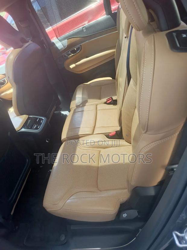 Volvo XC90 2019 Silver