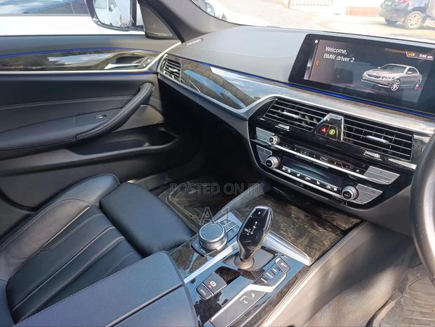 BMW 523i 2019 White