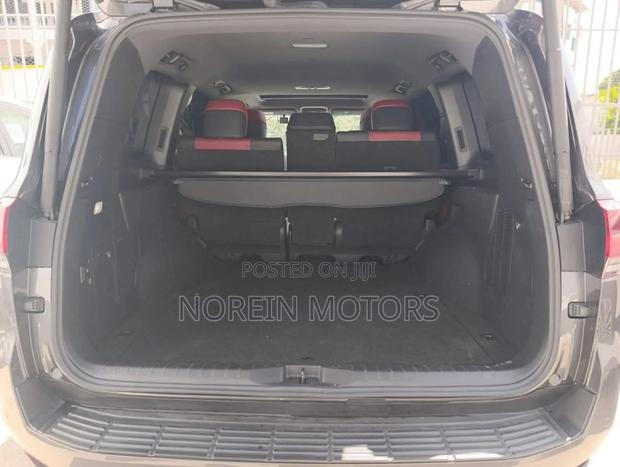 Toyota Land Cruiser 2021 Matt Black