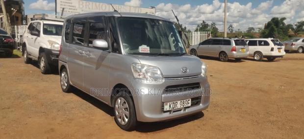 Daihatsu Tanto 660 FWD 2017 Silver