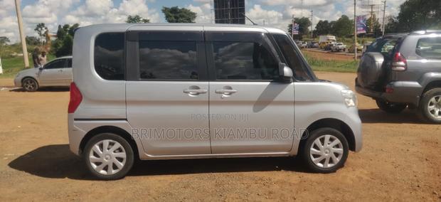 Daihatsu Tanto 660 FWD 2017 Silver