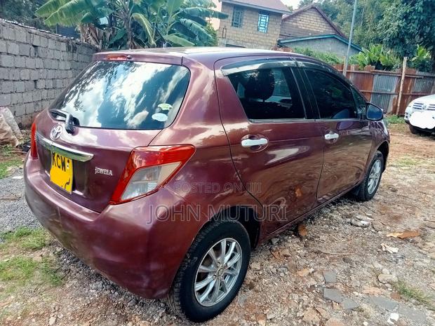Toyota Vitz 2012 Maroon