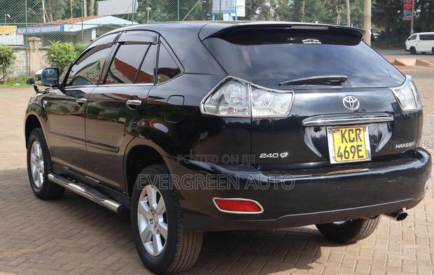 Toyota Harrier 2.4 2011 White
