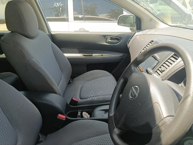 Nissan Wingroad 2019 Silver